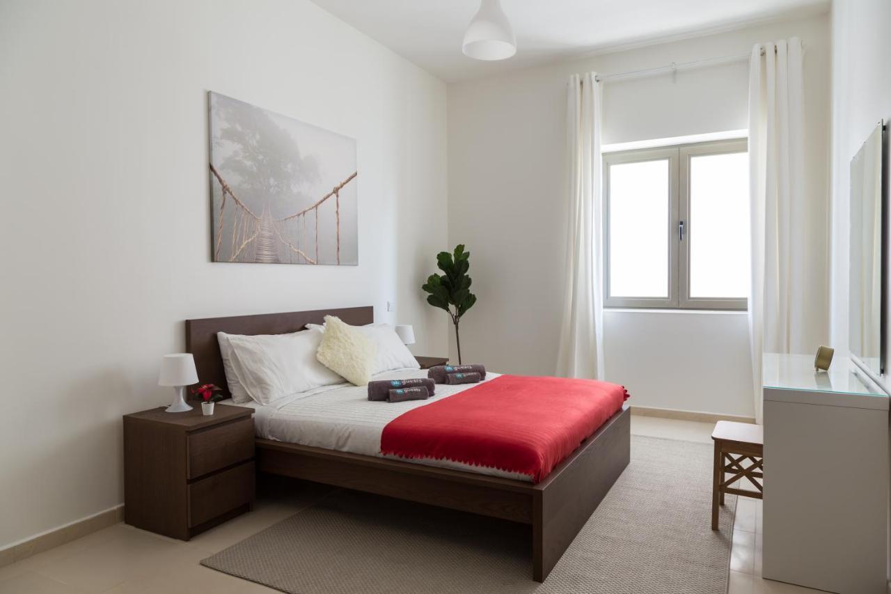 Higuests Vacation Homes - Burj Al Nahda Apartment *