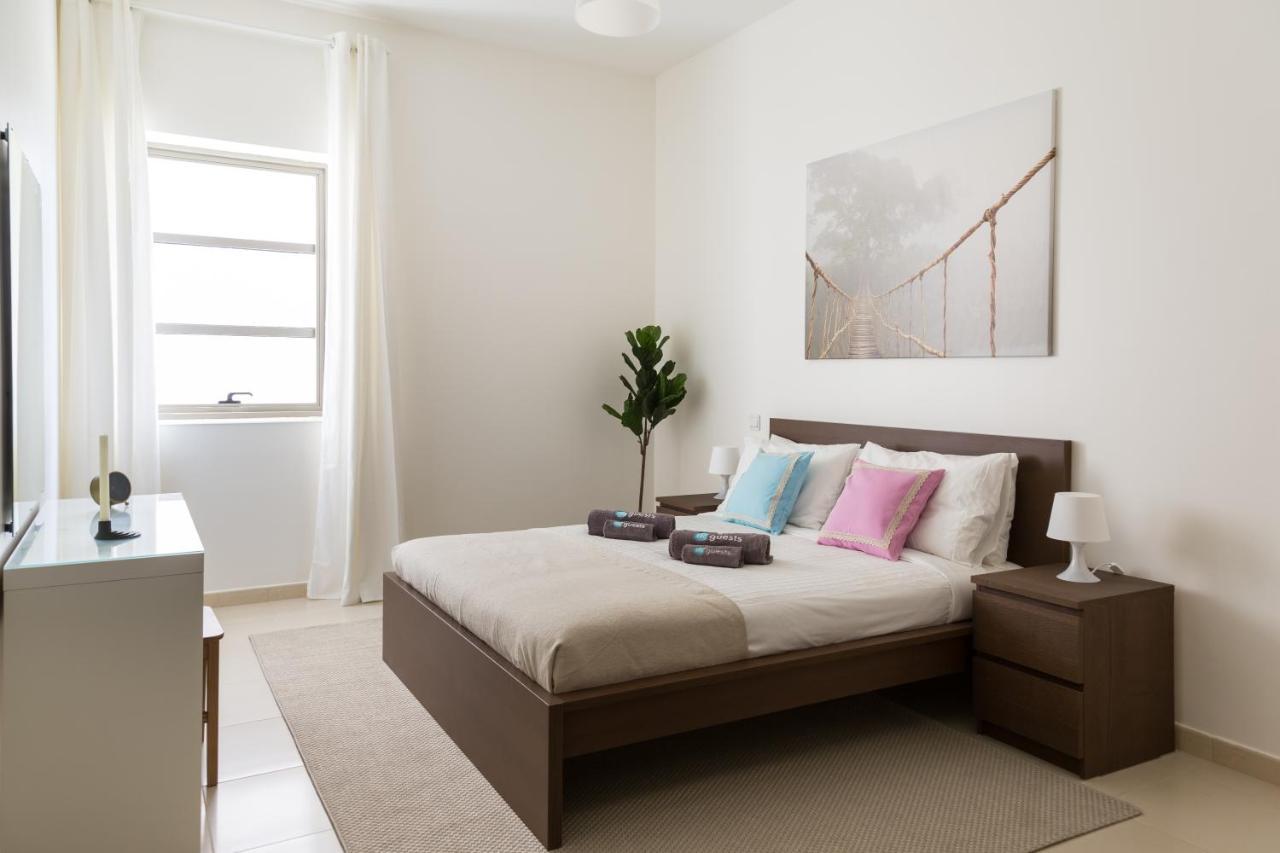 Higuests Vacation Homes - Burj Al Nahda Apartment