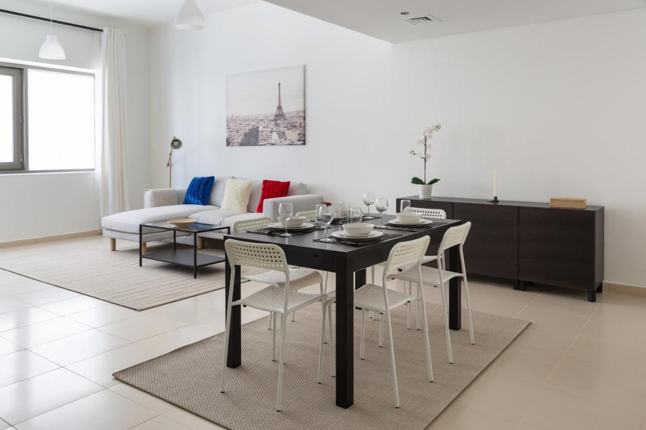 Higuests Vacation Homes - Burj Al Nahda Apartment *